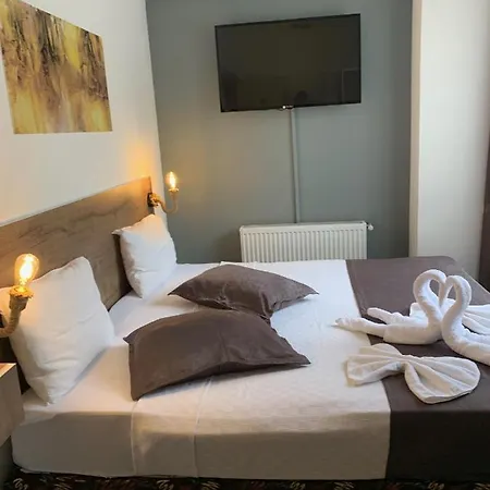Yali Royal Bed and Breakfast Κανακάλε
