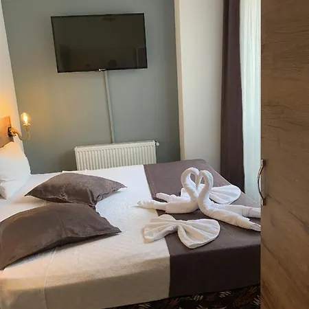 Yali Royal Bed and Breakfast Κανακάλε